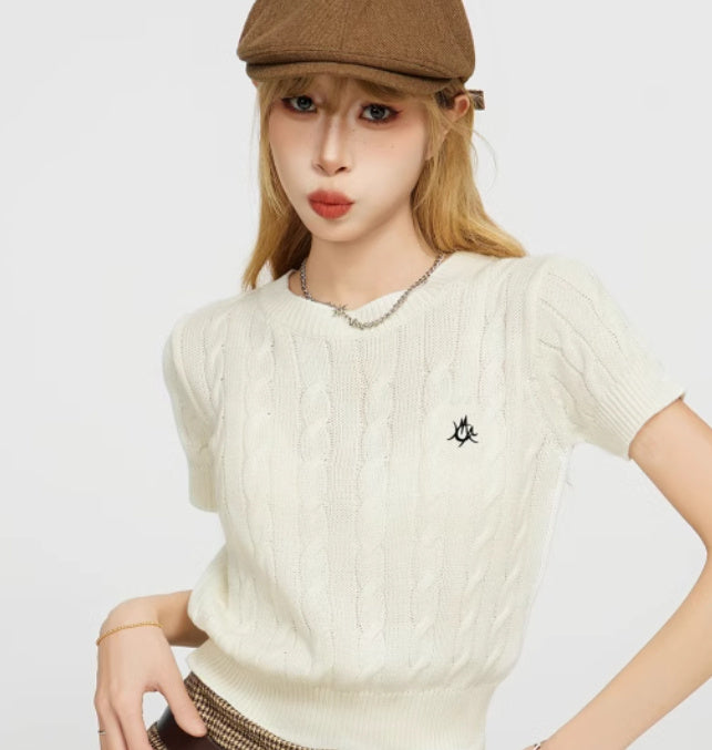 White Twist Short-sleeved Sweater For Women Spring And Autumn