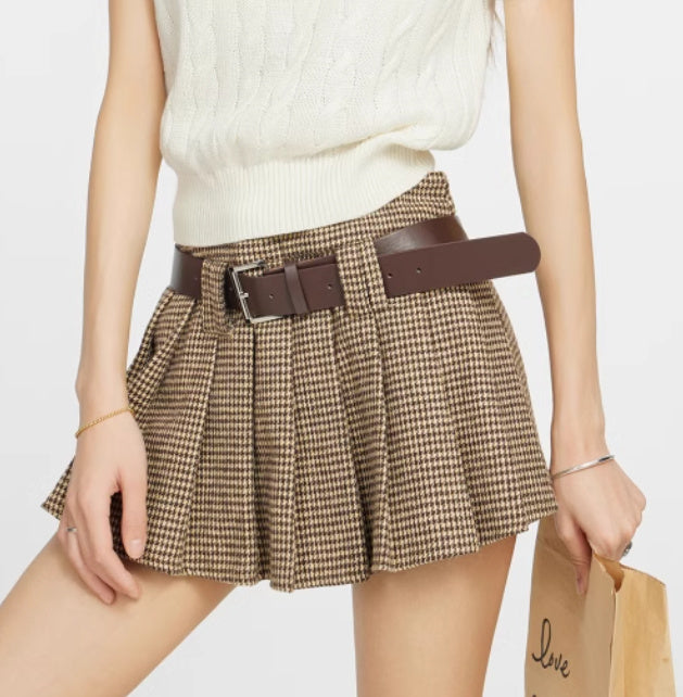 White Twist Short-sleeved Sweater For Women Spring And Autumn
