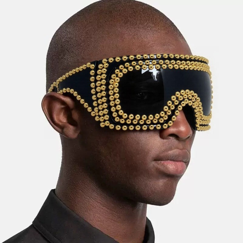 Men's Personality Punk Super Large Rim Square Rivet Sunglasses